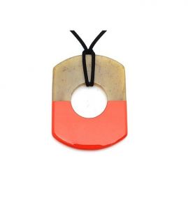 Horn Lacquer Pendant 5786