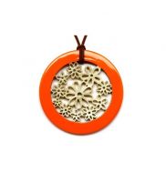 Horn Lacquer Pendant 5801